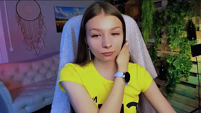 Snapshot of JulieDaniel chatting on January 2026 08:19:02 AM JulieDaniel online show from January 2026 08:19:02 AM