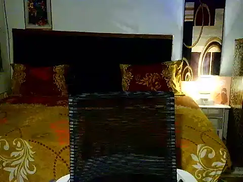 aneredfox online show from May 2026 09:02:02 PM