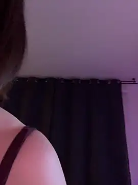 chloedlm5 online show from February 2026 10:08:01 PM