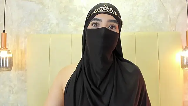 nayiraa  online show from November 2025 11:43:02 AM