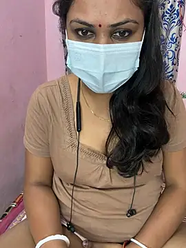 Snapshot of Lovlycouple1 chatting on January 2026 05:04:02 PM Lovlycouple1 online show from January 2026 05:04:02 PM