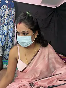 Snapshot of Lovlycouple1 chatting on February 2026 05:49:02 PM Lovlycouple1 online show from February 2026 05:49:02 PM