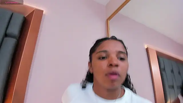 LisaMendez online show from March 2026 03:54:01 AM