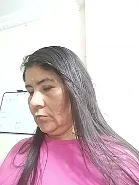 kiraGeiner online show from September 2025 10:59:02 PM