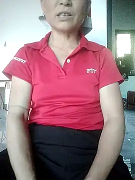 Snapshot of phlin1 chatting on May 2026 10:11:02 AM phlin1 online show from May 2026 10:11:02 AM