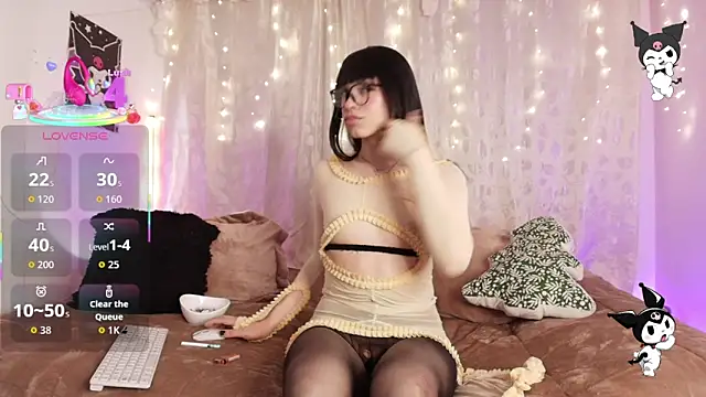 GothBella online show from December 2025 02:42:01 AM