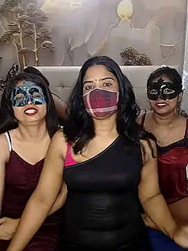 Snapshot of Sexy_anaamika chatting on May 2026 07:37:01 AM Sexy anaamika online show from May 2026 07:37:01 AM
