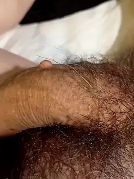 69dagosto online show from December 2025 07:01:02 PM