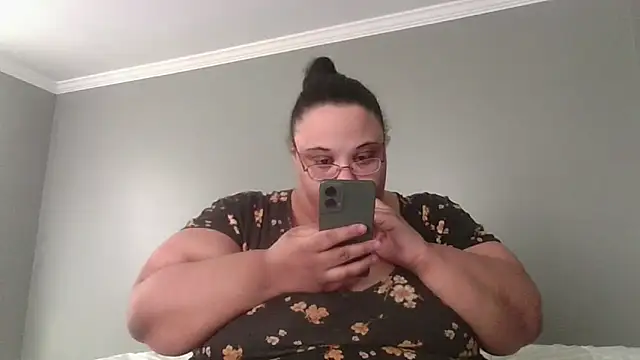 SexyBBW10790 online show from February 2026 03:10:01 PM