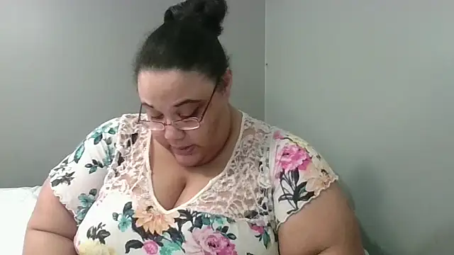 SexyBBW10790 online show from March 2026 01:08:01 PM