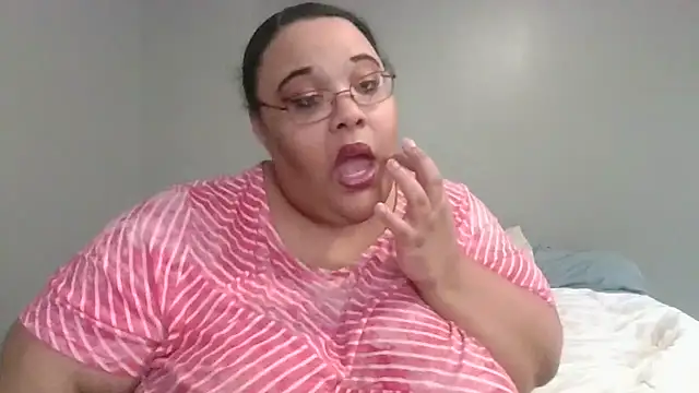 SexyBBW10790 online show from March 2026 12:10:01 PM