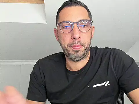 sweetoyboy777 online show from September 2025 08:55:02 PM