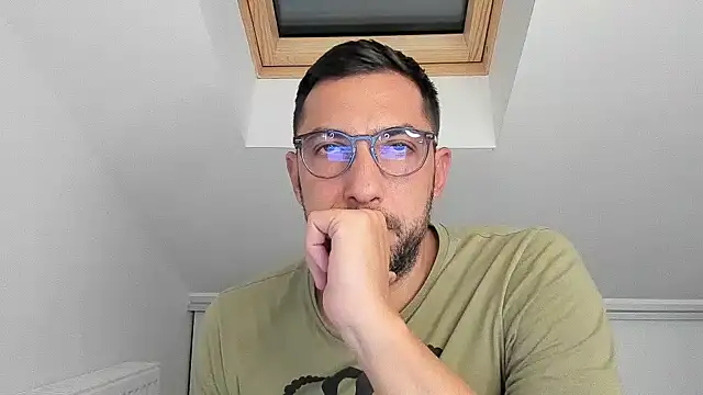 sweetoyboy777 online show from October 2025 09:56:01 PM