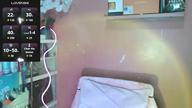 Snapshot of skinny_gracie chatting on February 2026 12:59:02 PM skinny gracie online show from February 2026 12:59:02 PM