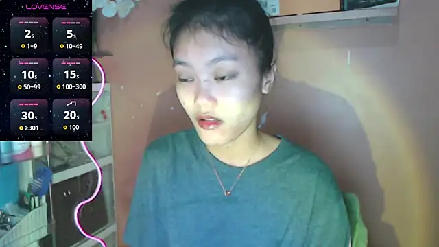 Snapshot of skinny_gracie chatting on February 2026 03:09:02 PM skinny gracie online show from February 2026 03:09:02 PM