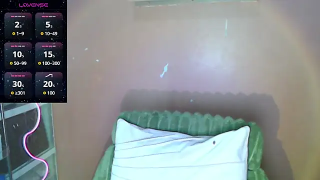 Snapshot of skinny_gracie chatting on February 2026 09:35:01 PM skinny gracie online show from February 2026 09:35:01 PM