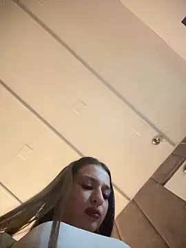 Anyssia online show from November 2025 03:18:02 AM