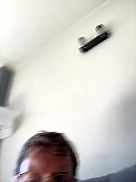 Jonny Agatha online show from September 2025 05:40:02 PM