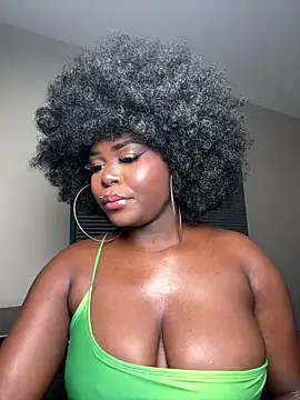 WomanNextdoor1 online show from March 2026 08:25:01 AM