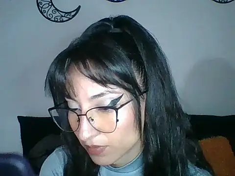 a miss online show from September 2025 05:57:01 PM