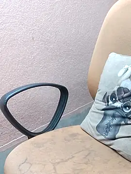 Hot-rima online show from April 2026 06:52:01 AM