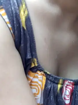 Hot-rima online show from July 2026 04:00:01 PM