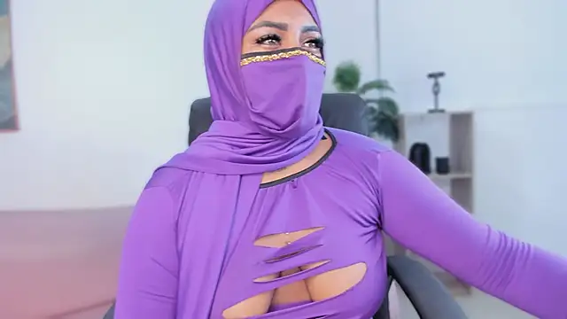 Snapshot of yasmin_elite chatting on October 2025 09:24:01 AM yasmin elite online show from October 2025 09:24:01 AM