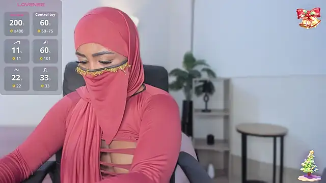 Snapshot of yasmin_elite chatting on December 2025 10:02:01 AM yasmin elite online show from December 2025 10:02:01 AM