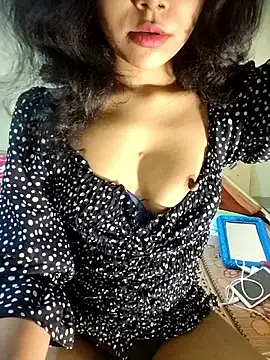 Snapshot of Snaya-baby chatting on October 2025 03:57:02 PM Snaya-baby online show from October 2025 03:57:02 PM