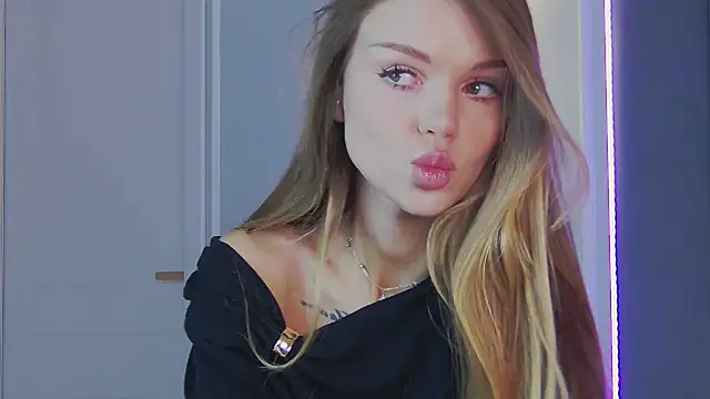 MarilynNova online show from January 2026 04:38:02 AM