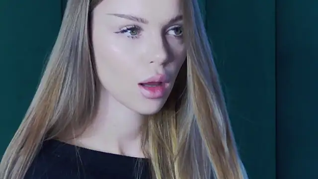 MarilynNova online show from February 2026 04:52:02 AM