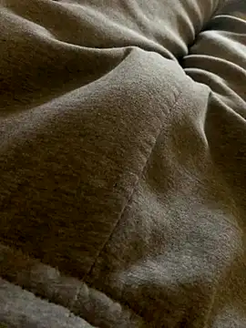 MuzzyFacing online show from November 2025 11:54:01 AM