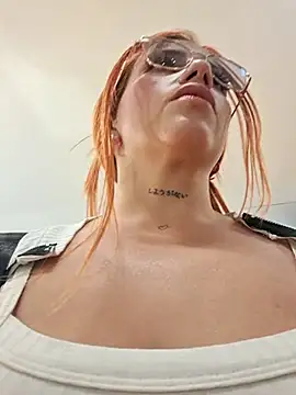 Snapshot of Alis_xxx chatting on December 2025 06:50:01 PM Alis xxx online show from December 2025 06:50:01 PM