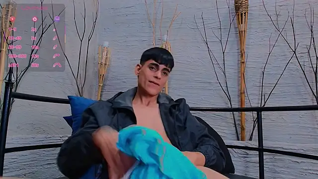 Snapshot of Dani_mc1 chatting on September 2025 11:28:01 PM Dani mc1 online show from September 2025 11:28:01 PM