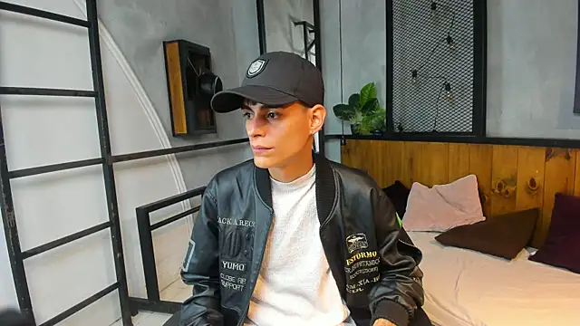 Snapshot of Dani_mc1 chatting on November 2025 11:34:02 AM Dani mc1 online show from November 2025 11:34:02 AM