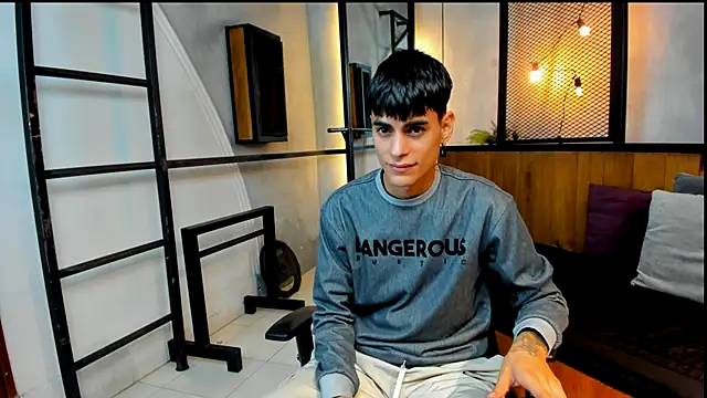 Snapshot of Dani_mc1 chatting on November 2025 11:54:01 AM Dani mc1 online show from November 2025 11:54:01 AM