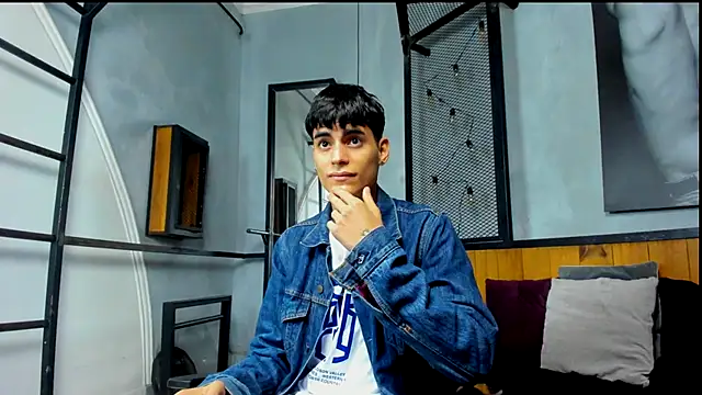 Snapshot of Dani_mc1 chatting on November 2025 11:58:01 AM Dani mc1 online show from November 2025 11:58:01 AM