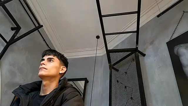 Snapshot of Dani_mc1 chatting on December 2025 11:36:02 AM Dani mc1 online show from December 2025 11:36:02 AM