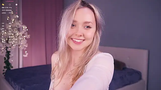 AccaCroyle online show from March 2026 06:33:01 PM