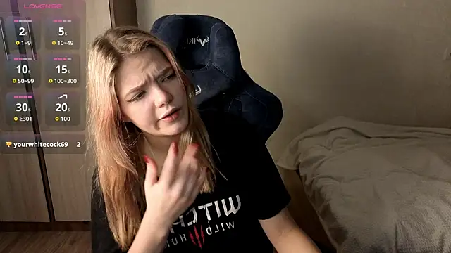 KatanaSVibe online show from October 2025 01:34:01 PM