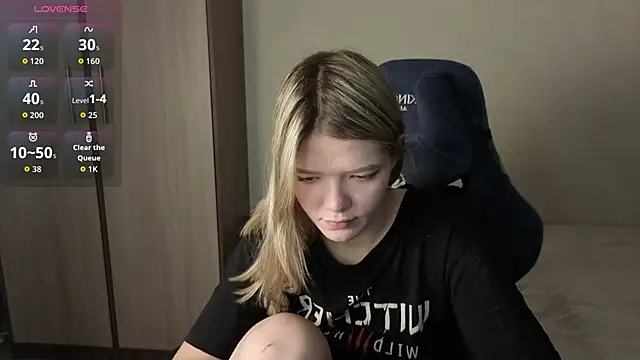 KatanaSVibe online show from December 2025 01:05:02 PM