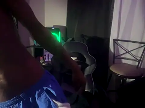 Snapshot of Triggerhappycj100 chatting on November 2025 03:12:01 AM Triggerhappycj100 online show from November 2025 03:12:01 AM