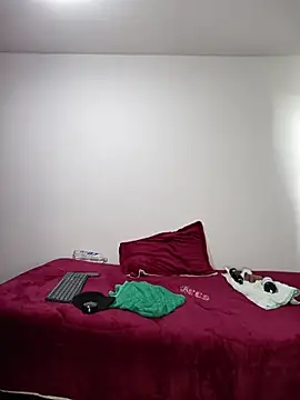 Snapshot of Amber-08 chatting on November 2025 01:33:02 PM Amber-08 online show from November 2025 01:33:02 PM