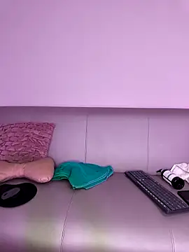 Snapshot of Amber-08 chatting on November 2025 02:32:01 PM Amber-08 online show from November 2025 02:32:01 PM