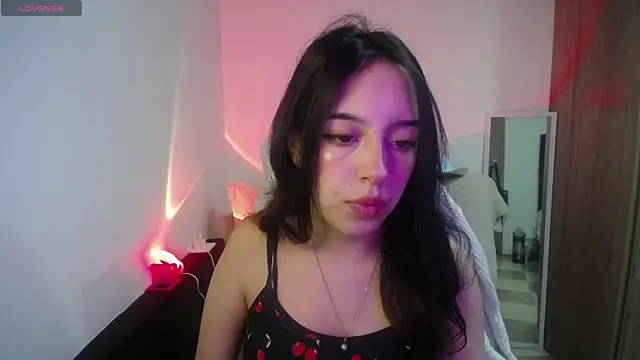 Snapshot of immisssilver chatting on October 2025 02:22:02 AM immisssilver online show from October 2025 02:22:02 AM