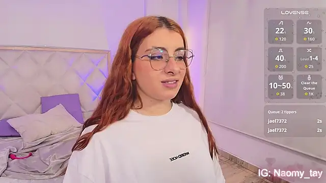 Snapshot of Naomy_tay1 chatting on October 2025 03:09:02 AM Naomy tay1 online show from October 2025 03:09:02 AM