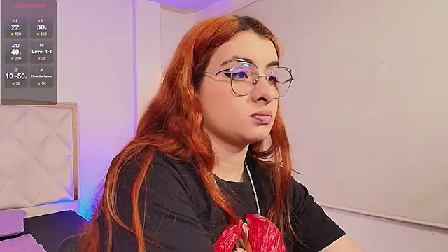 Snapshot of Naomy_tay1 chatting on November 2025 03:28:01 AM Naomy tay1 online show from November 2025 03:28:01 AM