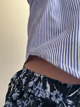 Snapshot of modelnishu chatting on March 2026 04:19:01 AM modelnishu online show from March 2026 04:19:01 AM