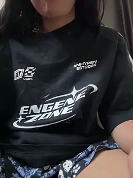 Snapshot of modelnishu chatting on March 2026 05:42:02 PM modelnishu online show from March 2026 05:42:02 PM