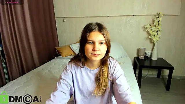 Snapshot of Elle_Ellise chatting on September 2025 12:15:01 AM Elle Ellise online show from September 2025 12:15:01 AM